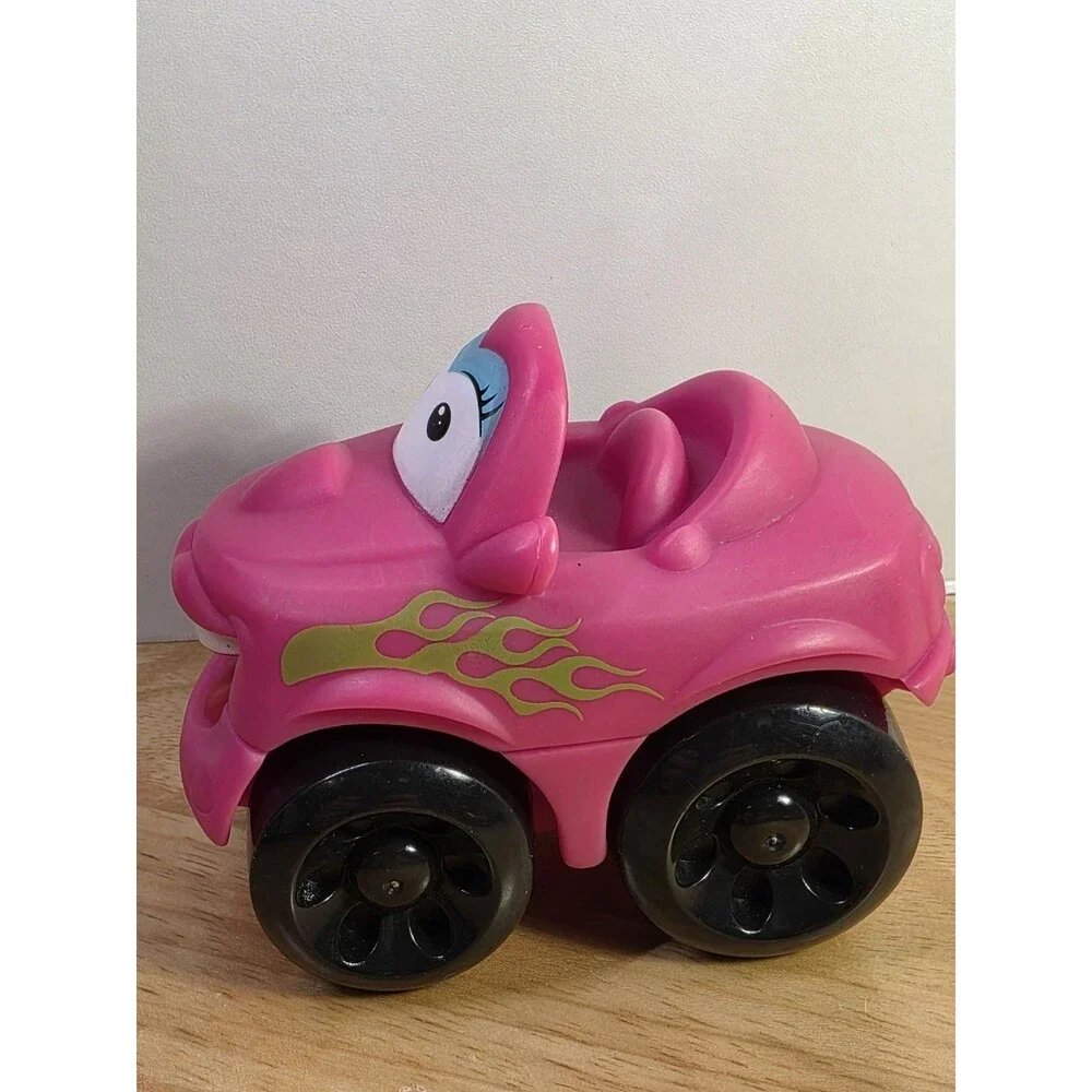 Lil Chuck *RARE*- Girl Convertible Car Pink  2004 Hasbro Collectible